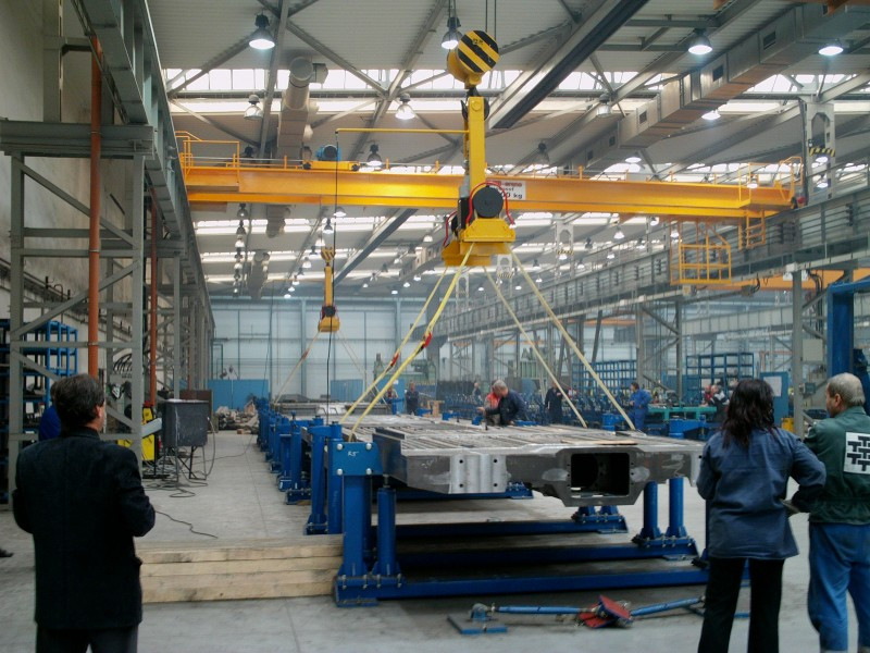 重型车架翻转机